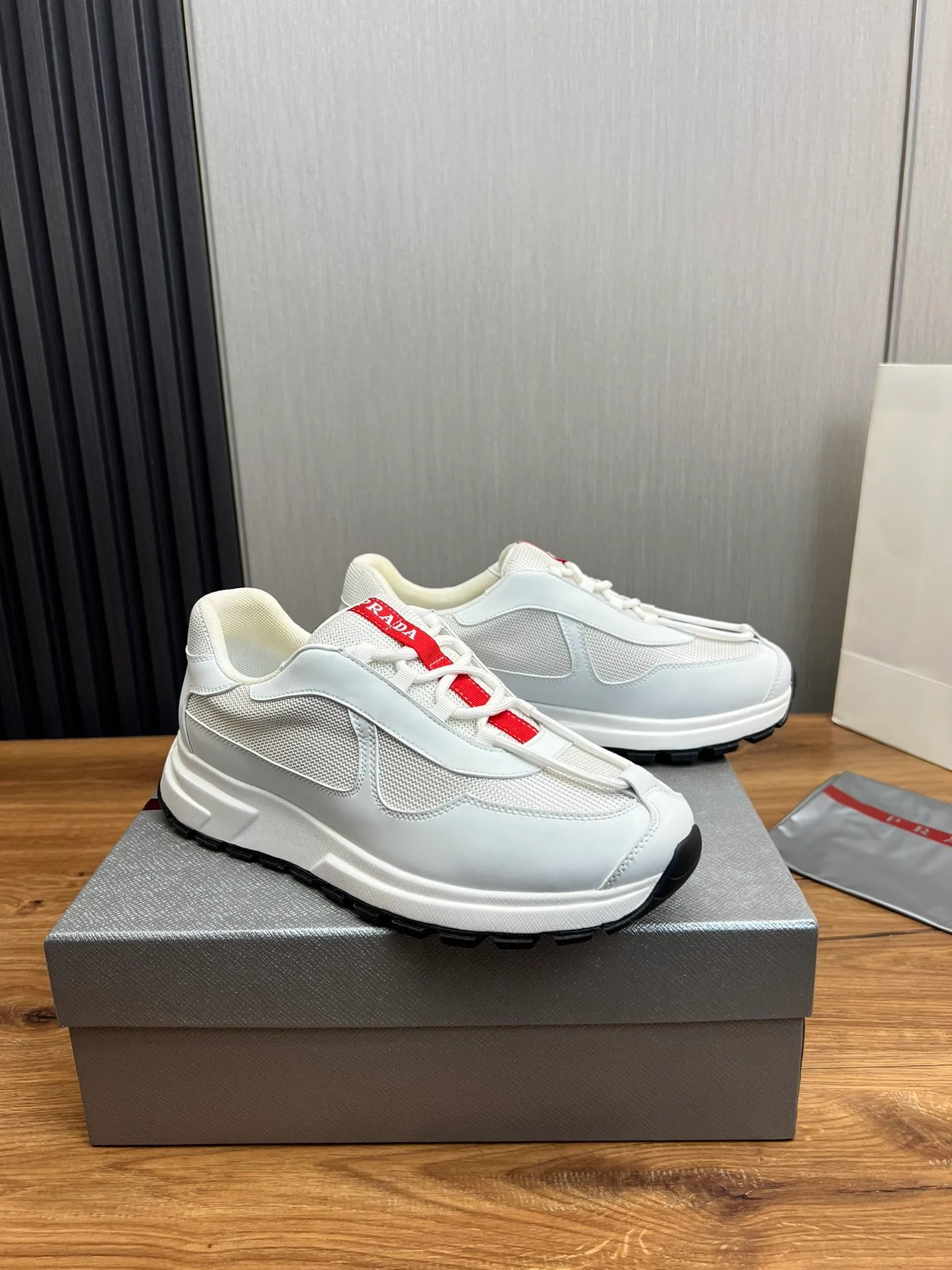 Men's shoes 💰540💰 [PRADA] Men's shoes are popular in the counter, official website is synchronized, 1 high-quality shipment ✔️Original fly-woven cowhide + cowhide lining, 1🆚1 replica, original sole, 38-45 (45 customized, non-refundable)